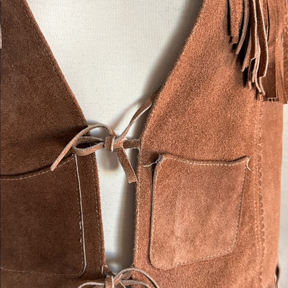 Vintage Suede Fringe Vest - Picture 5 of 6